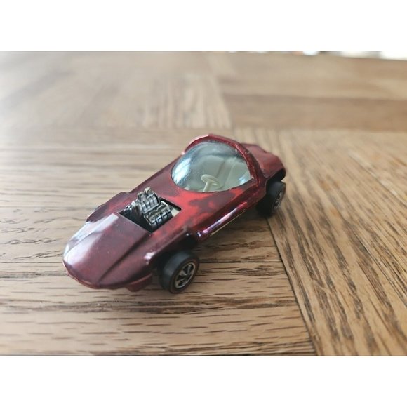 Hot Wheels Vintage 1967 Silhouette Diecast Red Line Red Color USA